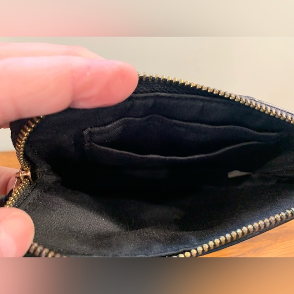 EUC Coach Corner Zip Wristlet in Signature Canvas - Picture 3 of 4